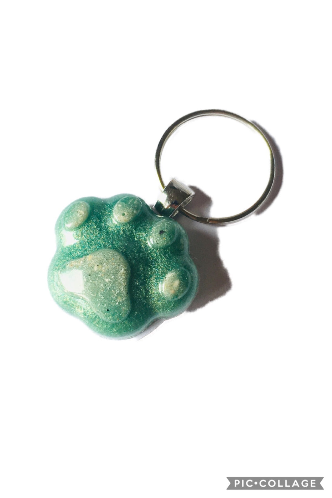 Pet Memorial Paw Shaped Key Ring