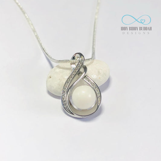 Juliet Keepsake Pendant